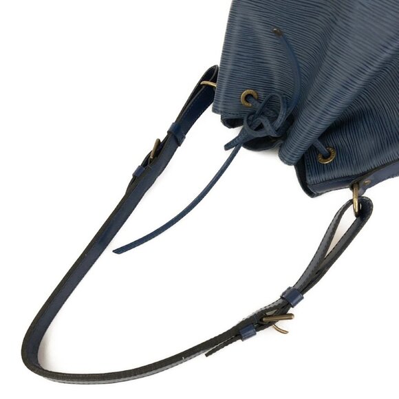 Authentic Louis Vuitton Epi Petit Noe Leather Shoulder Bag - Picture 6 of 11